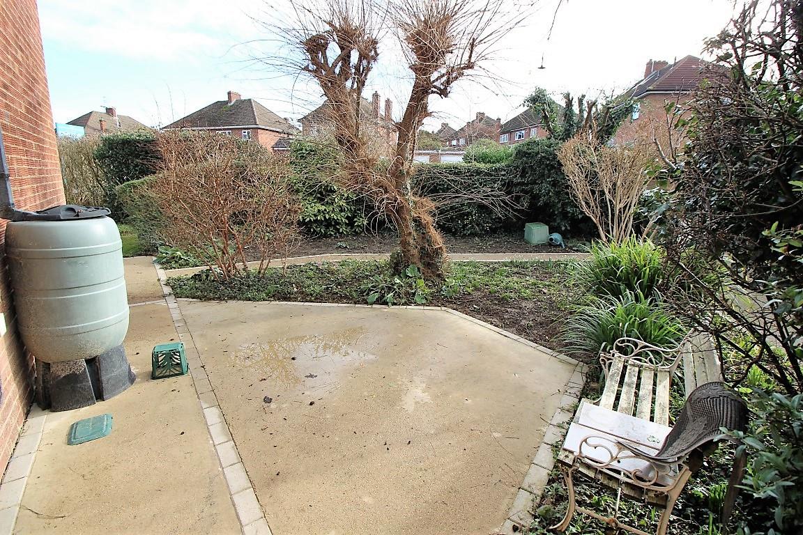 Hildens Drive, Tilehurst, Reading